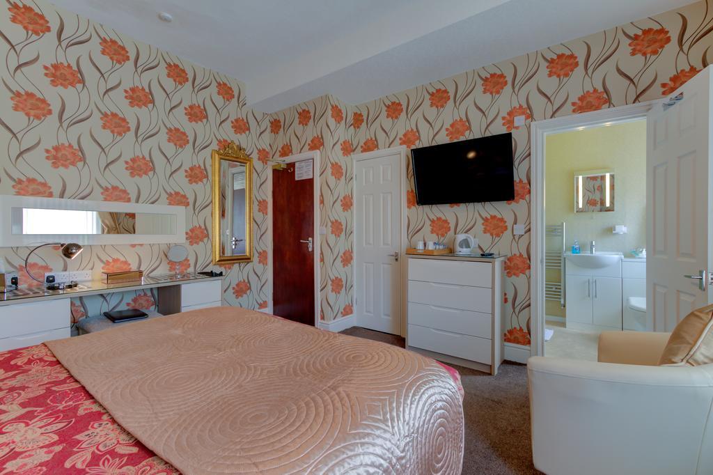 Valentine Lodge Over 21 Adult Couples Only Blackpool Eksteriør bilde