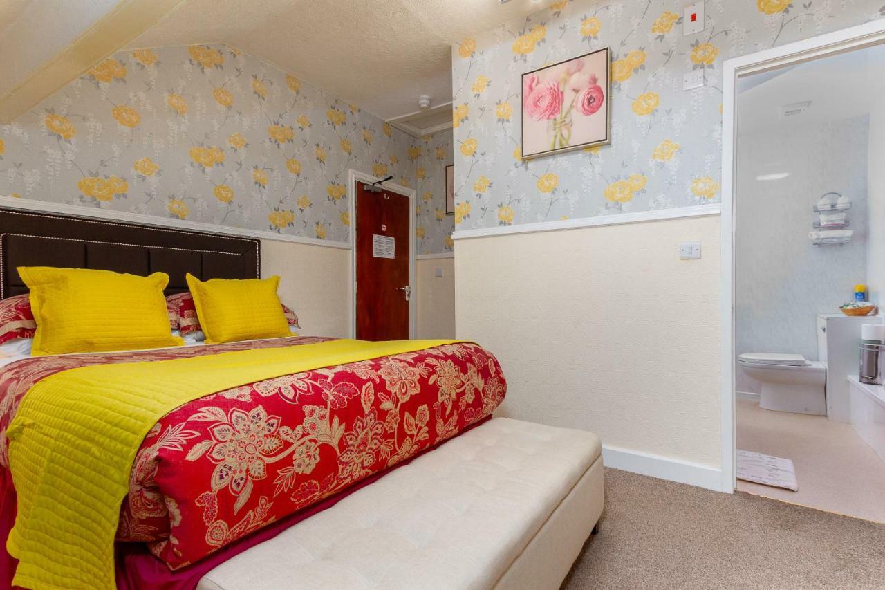 Valentine Lodge Over 21 Adult Couples Only Blackpool Eksteriør bilde