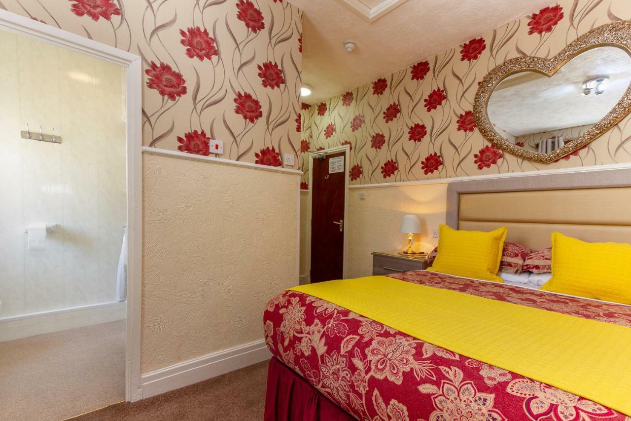 Valentine Lodge Over 21 Adult Couples Only Blackpool Eksteriør bilde